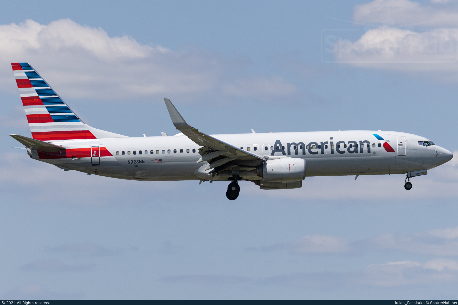 Photo of N928NN - Boeing 737-823 operated by American Airlines