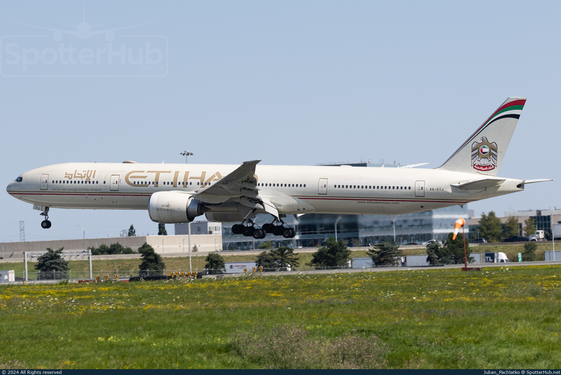 Photo of A6-ETJ - Boeing 777-3FX(ER) operated by Etihad Airways