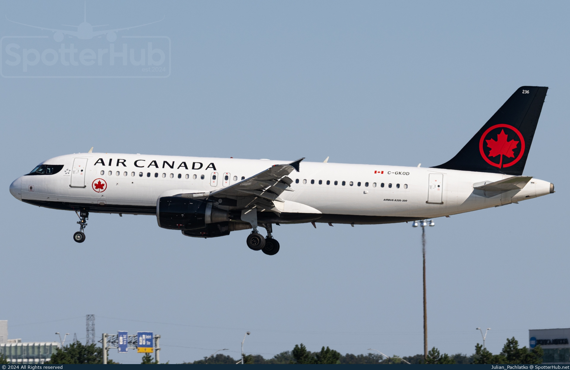 Photo of C-GKOD - Airbus A320-214 operated by Air Canada