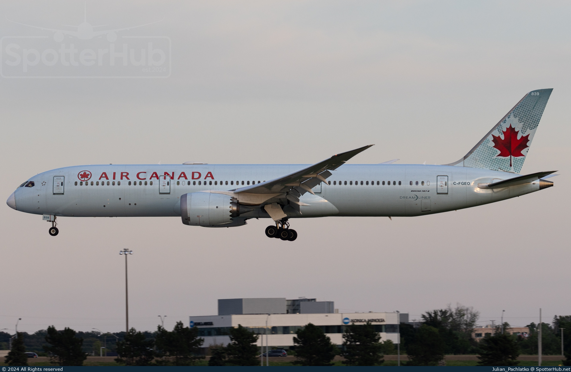 Photo of C-FGEO - Boeing 787-9 Dreamliner operated by Air Canada