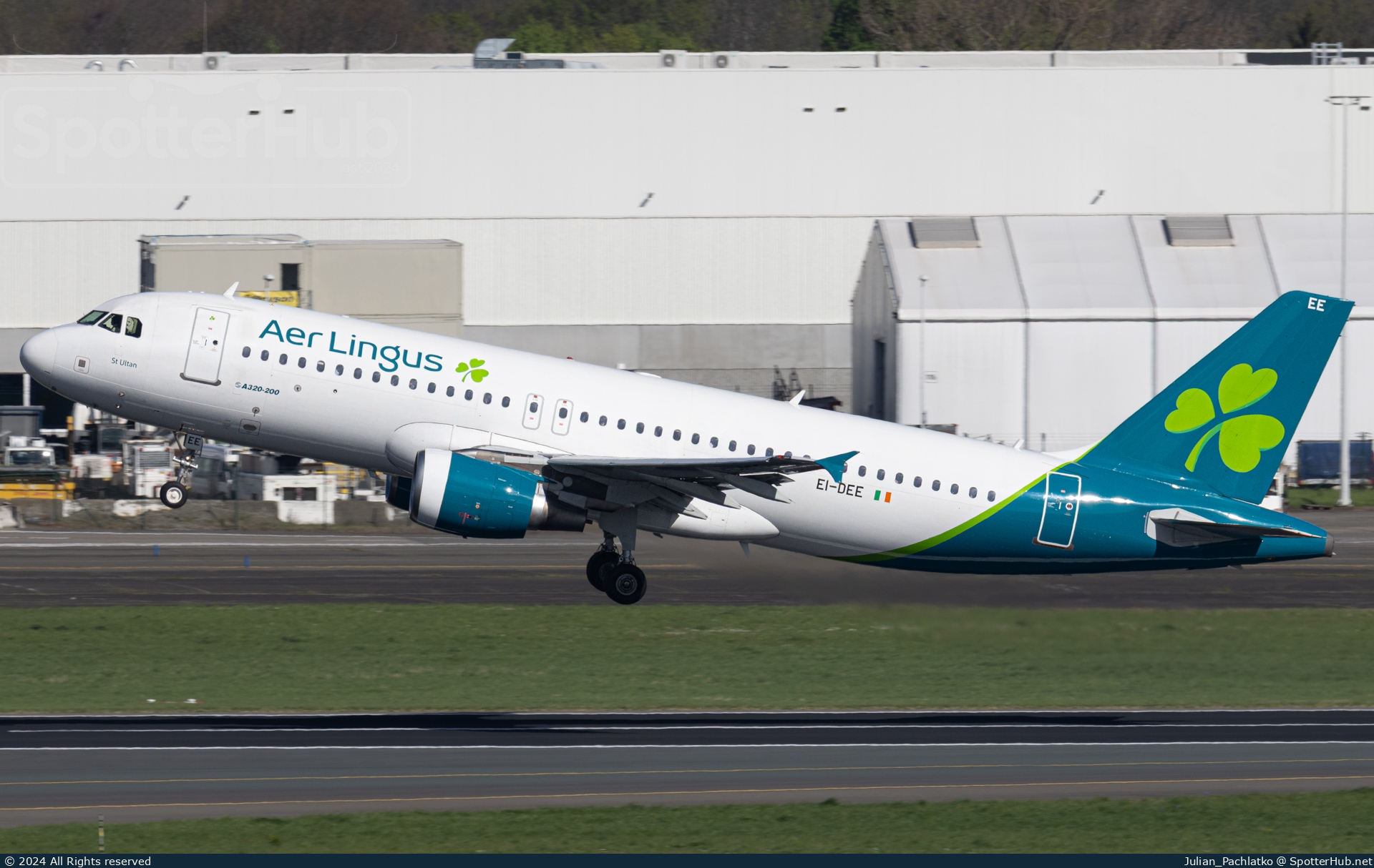 Photo of EI-DEE - Airbus A320-214 operated by Aer Lingus