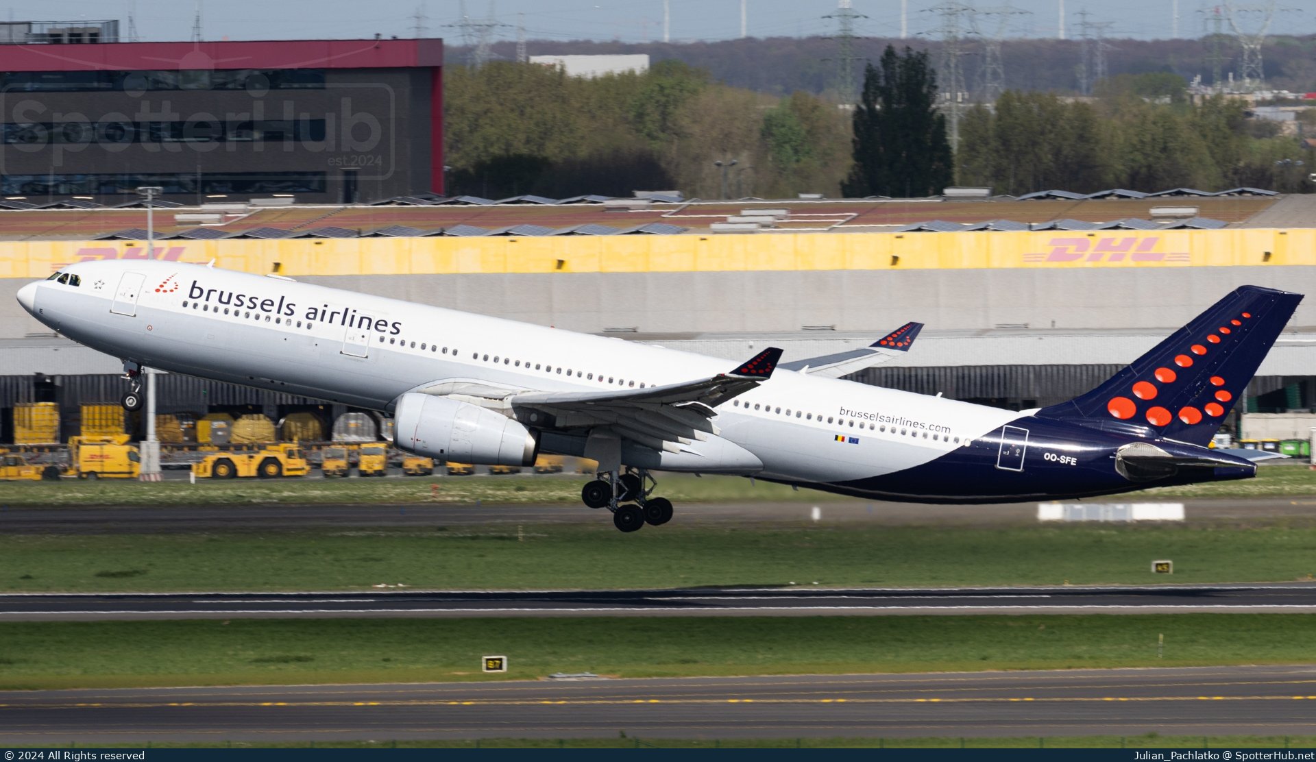 Photo of OO-SFE - Airbus A330-343 operated by Brussels Airlines