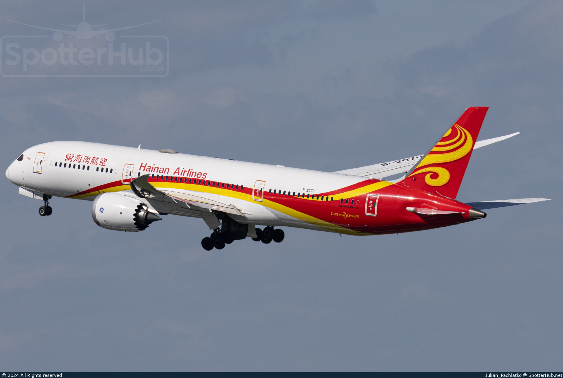 Photo of B-207U - Boeing 787-9 Dreamliner operated by Hainan Airlines