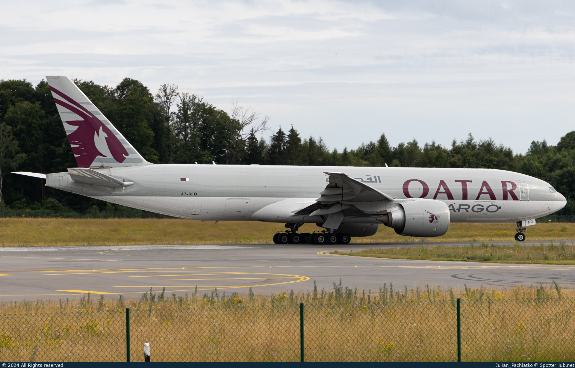 Photo of A7-BFO - Boeing 777-FDZ operated by Qatar Airways Cargo