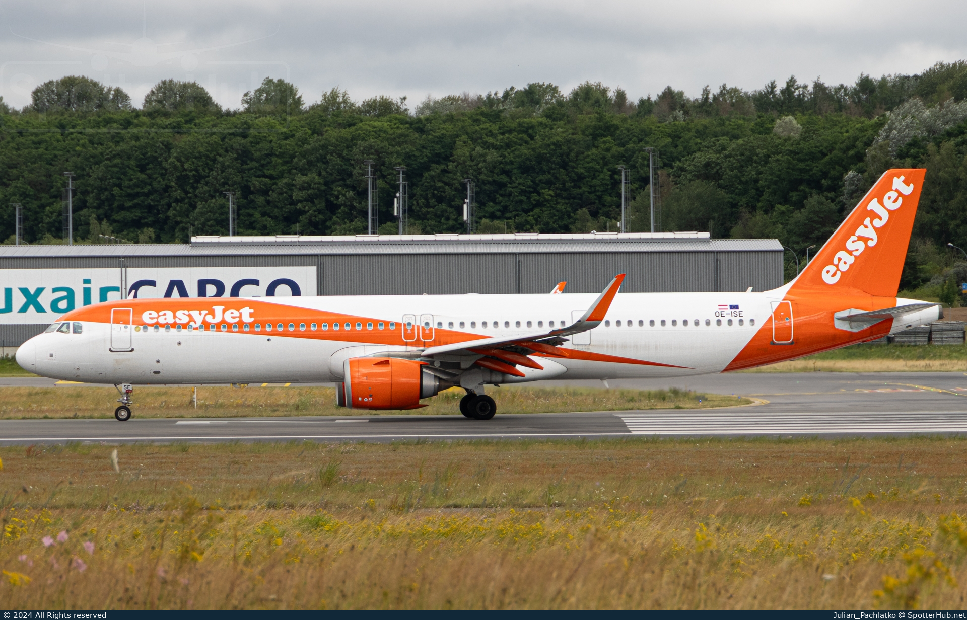 Photo of OE-ISE - Airbus A321-251NX operated by easyJet Europe