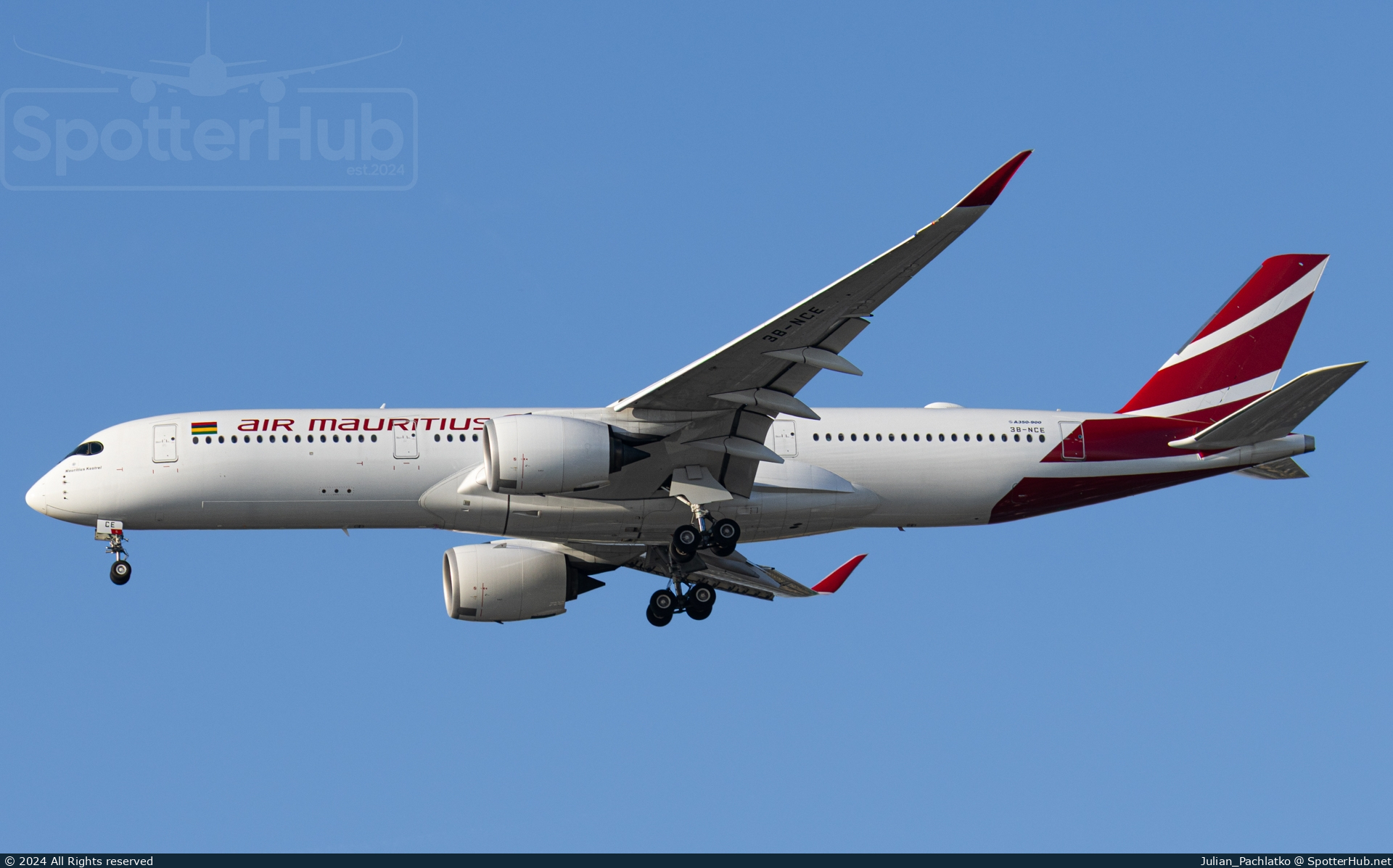 Photo of 3B-NCE - Airbus A350-941 operated by Air Mauritius