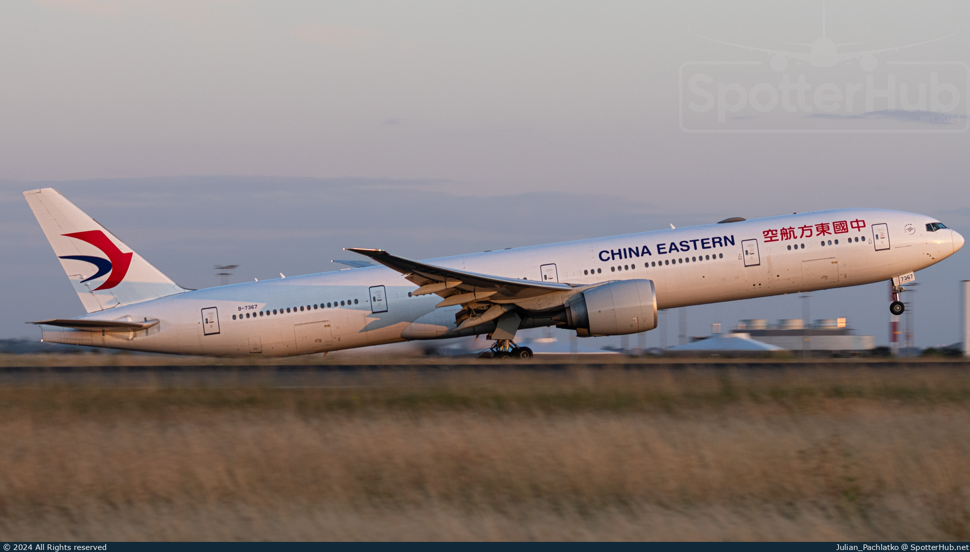Photo of B-7367 - Boeing 777-39P(ER) operated by China Eastern Airlines