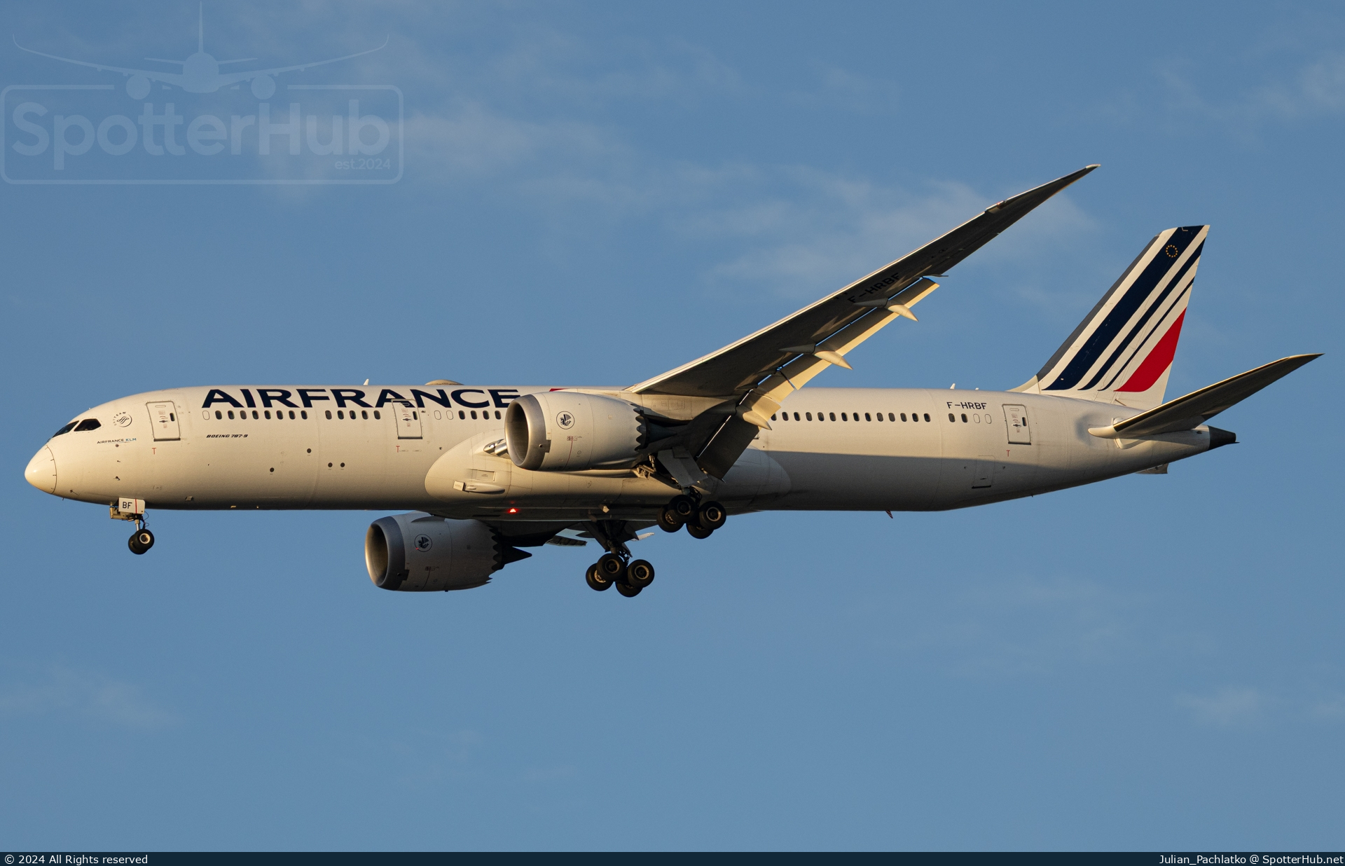 Photo of F-HRBF - Boeing 787-9 Dreamliner operated by Air France