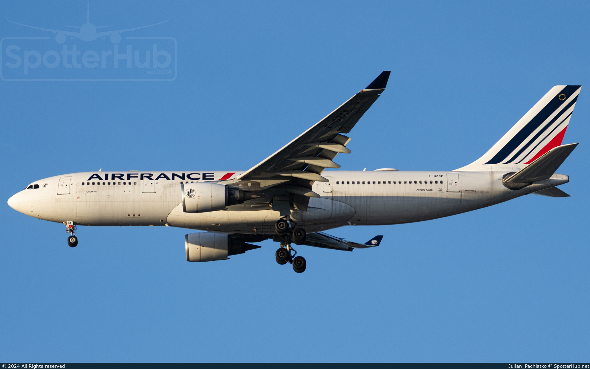 Photo of F-GZCE - Airbus A330-203 operated by Air France