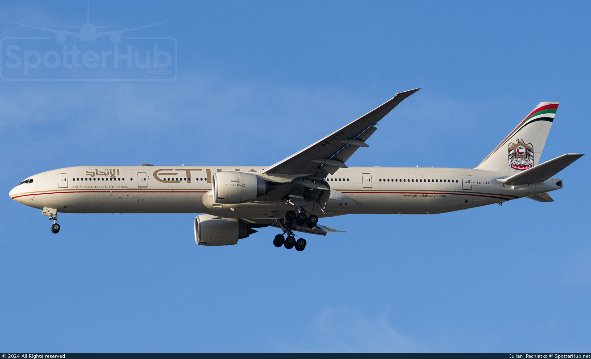 Photo of A6-ETP - Boeing 777-3FX(ER) operated by Etihad Airways