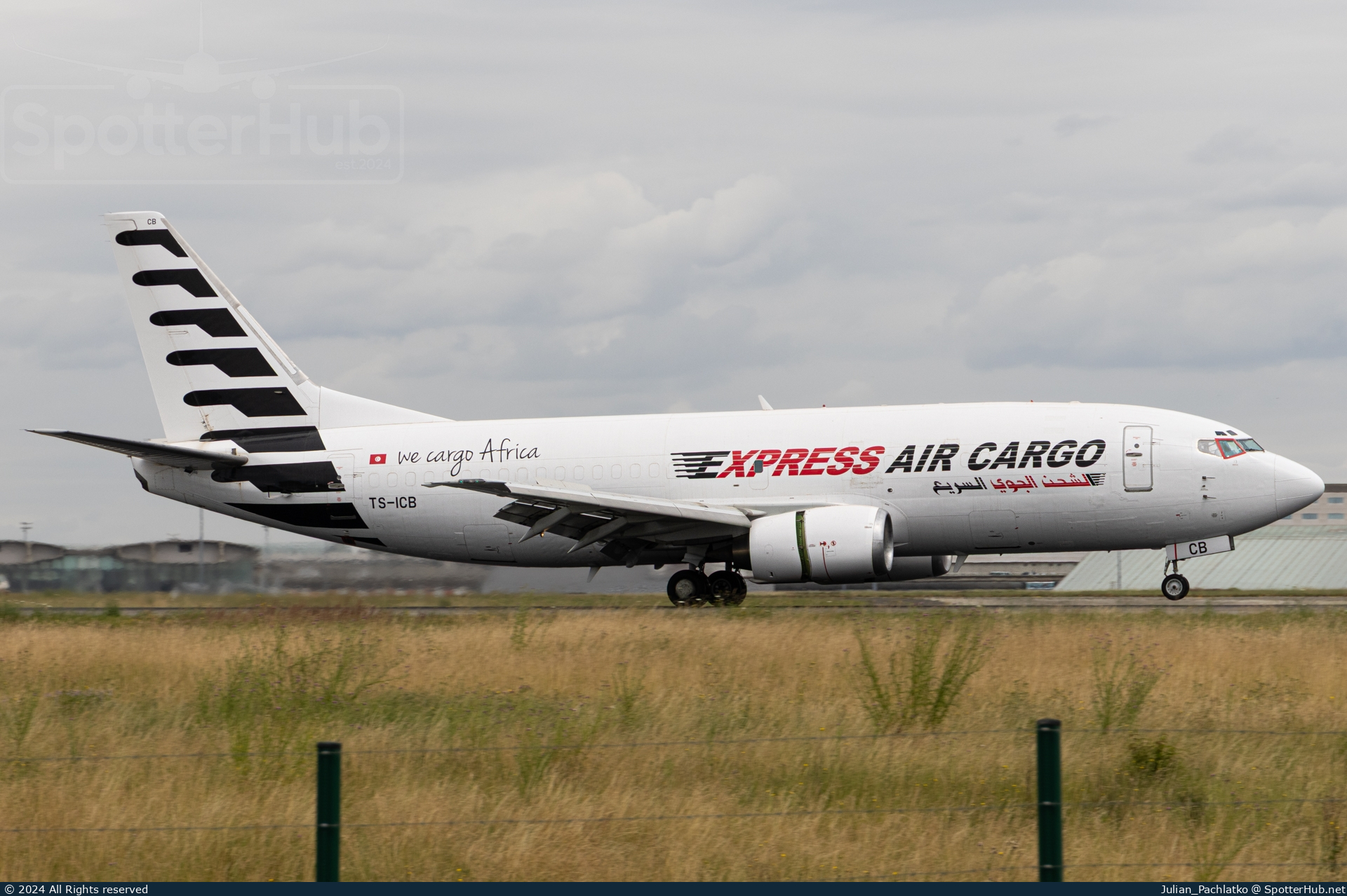 Photo of TS-ICB - Boeing 737-3G7(SF) operated by Express Air Cargo