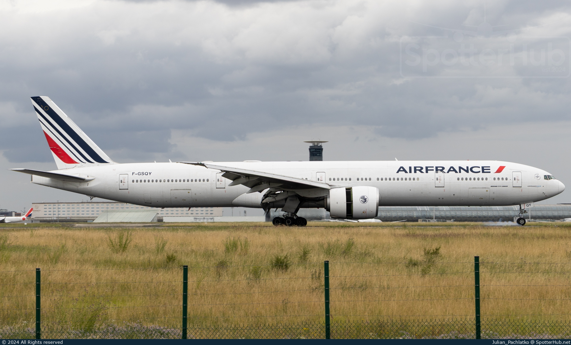 Photo of F-GSQY - Boeing 777-328(ER) operated by Air France