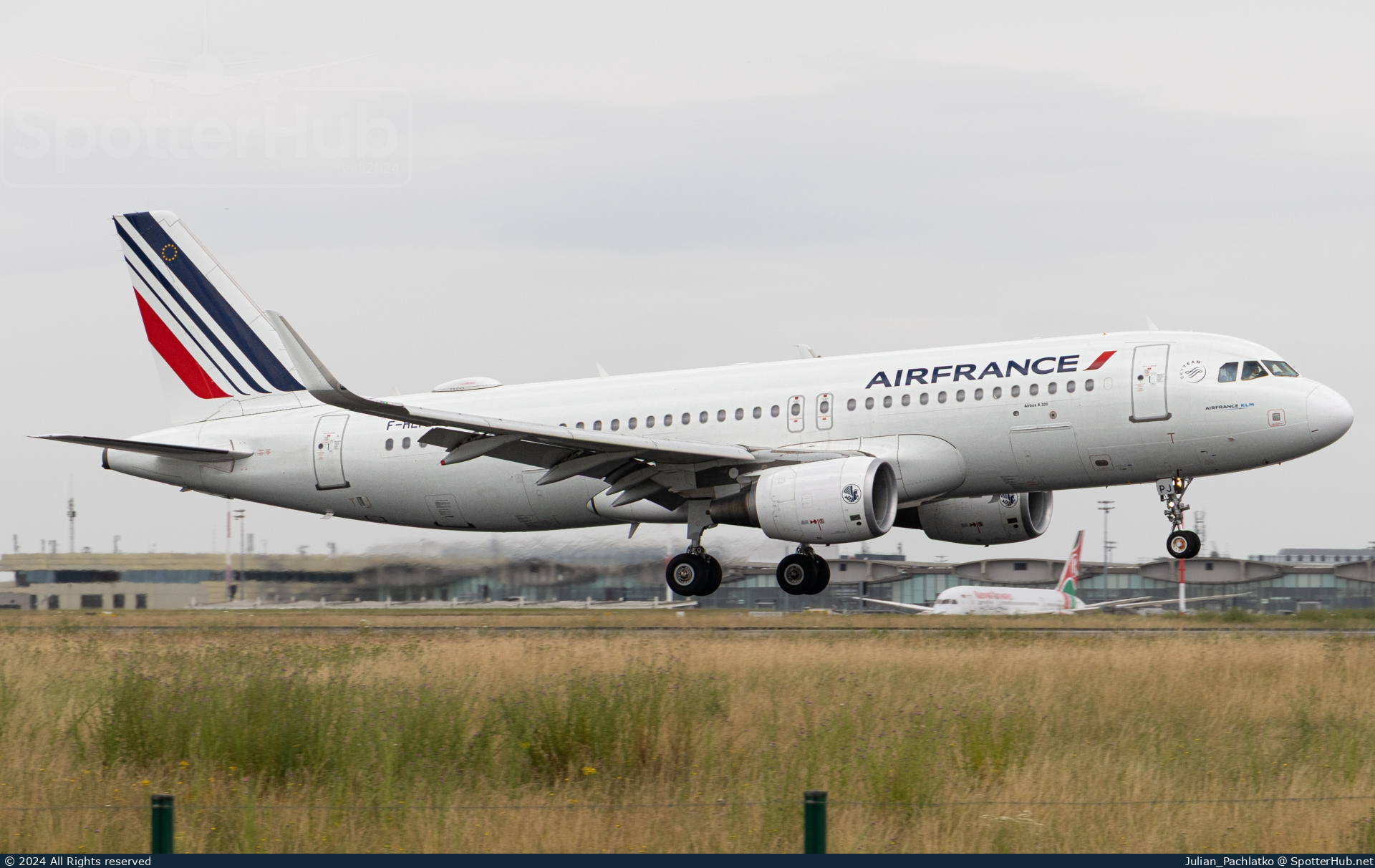 Photo of F-HEPJ - Airbus A320-214 operated by Air France
