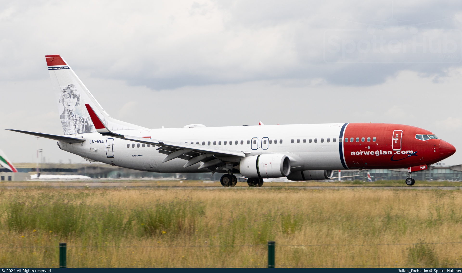 Photo of LN-NIE - Boeing 737-8JP operated by Norwegian Air Shuttle