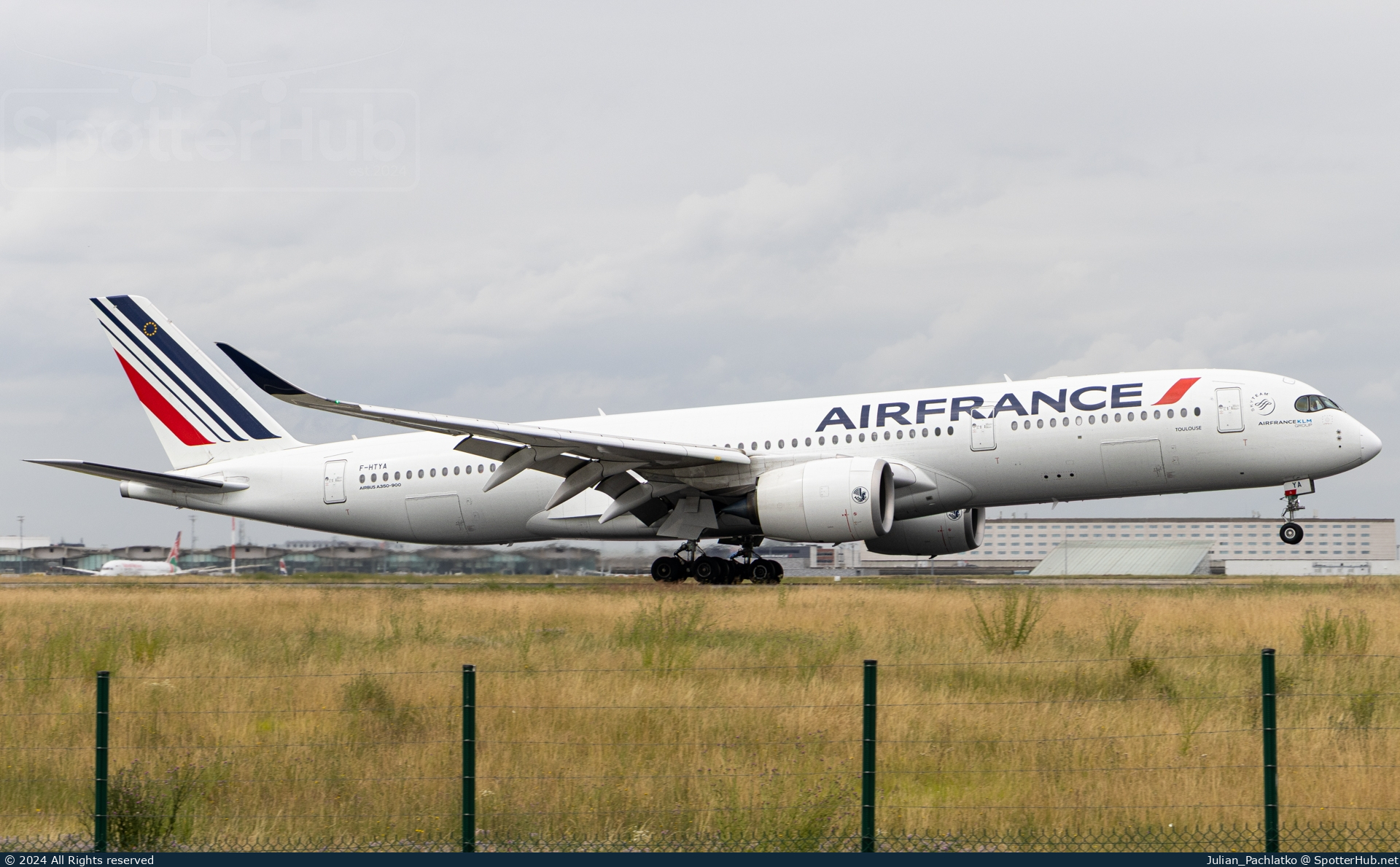 Photo of F-HTYA - Airbus A350-941 operated by Air France