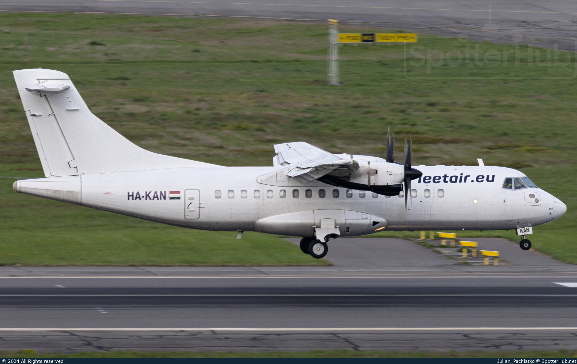 Photo of HA-KAN - ATR 42-320(F) operated by Fleet Air International
