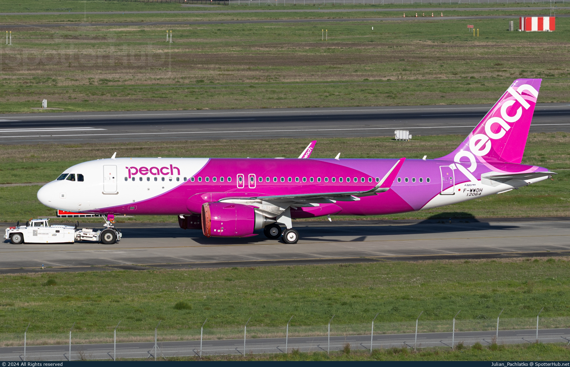 Photo of F-WWDH - Airbus A320-251N operated by Peach Aviation