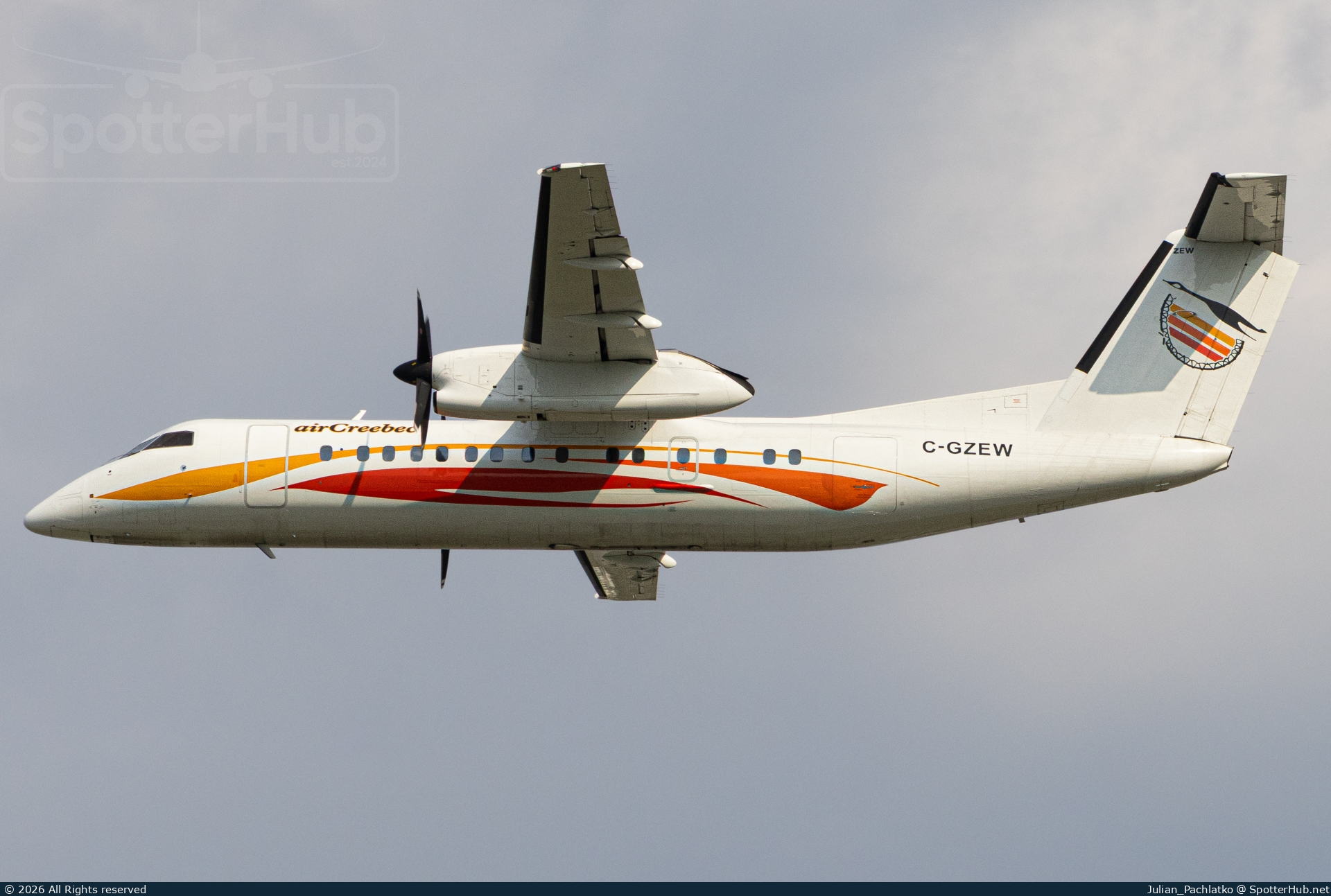 Photo of C-GZEW - Bombardier DHC-8-314 Dash 8 300 operated by Air Creebec