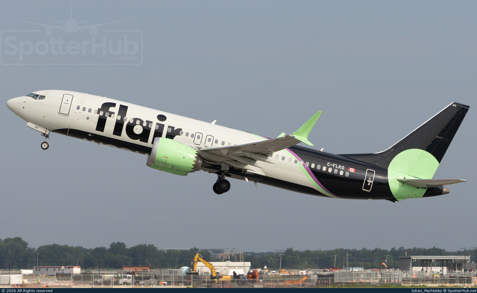 Photo of C-FLKO - Boeing 737 MAX 8 operated by Flair Airlines