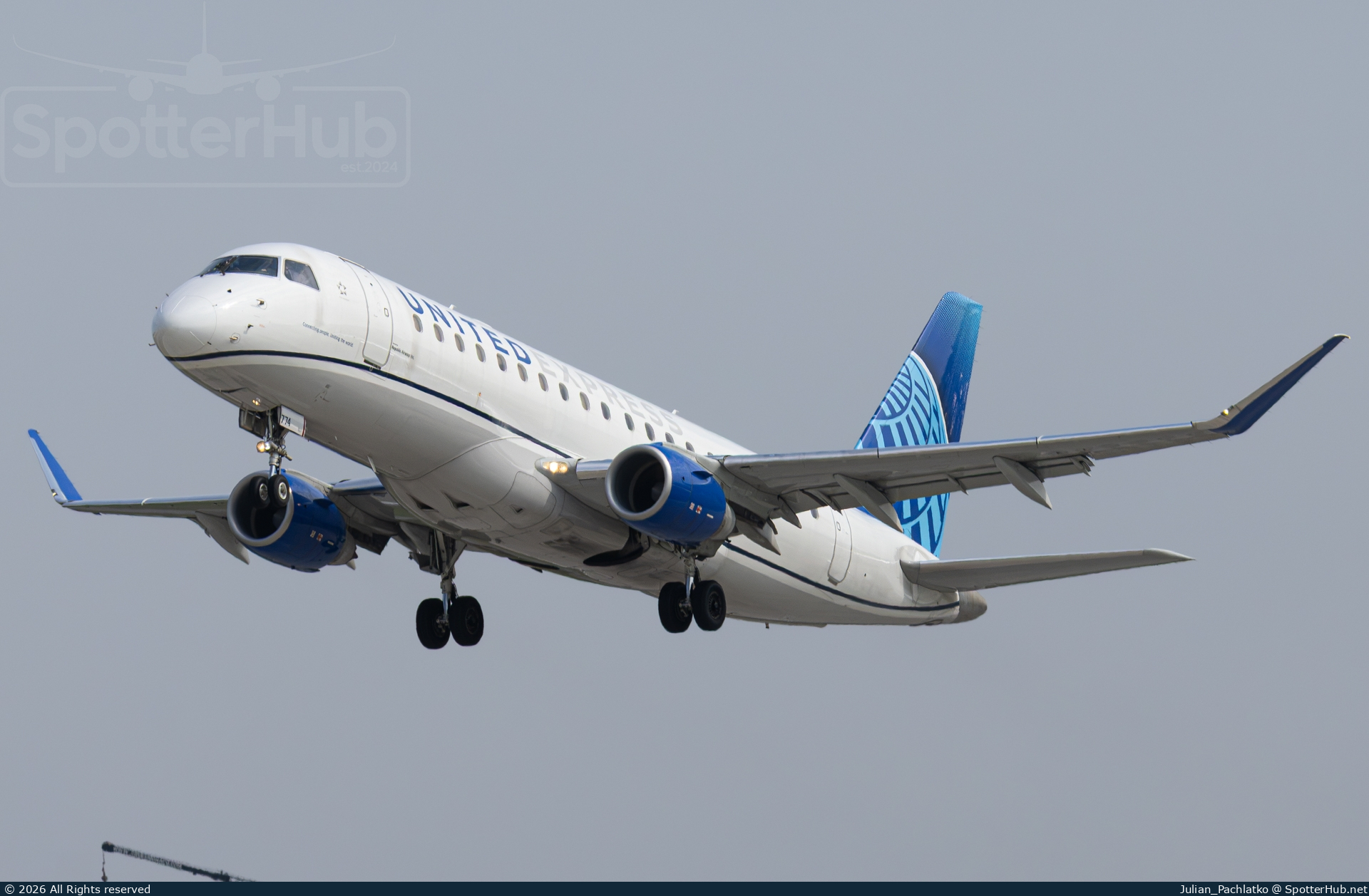 Photo of N774YX - Embraer ERJ-175LR operated by United Express (opb Republic Airways)