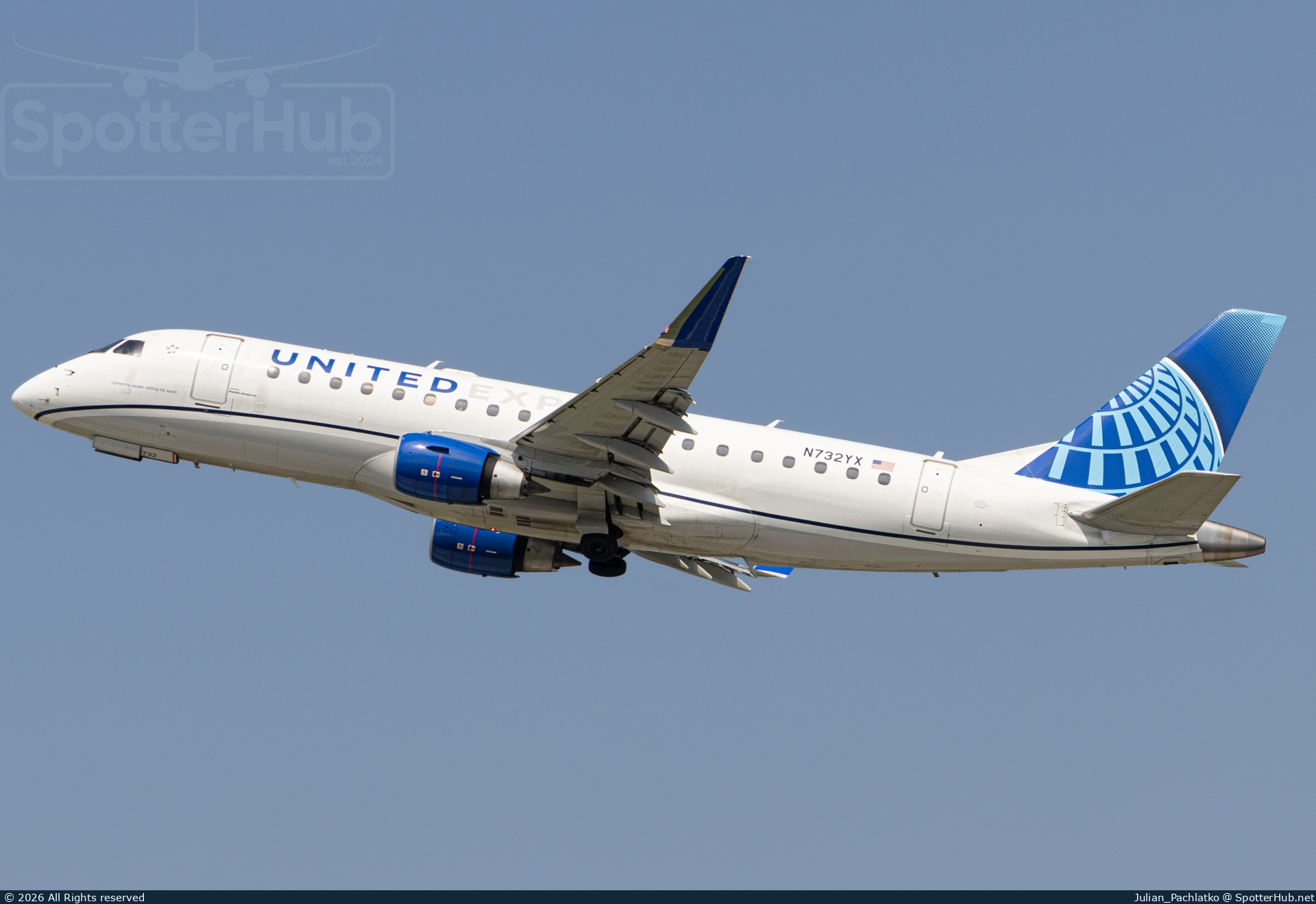 Photo of N732YX - Embraer ERJ-175LR operated by United Express (opb Republic Airways)
