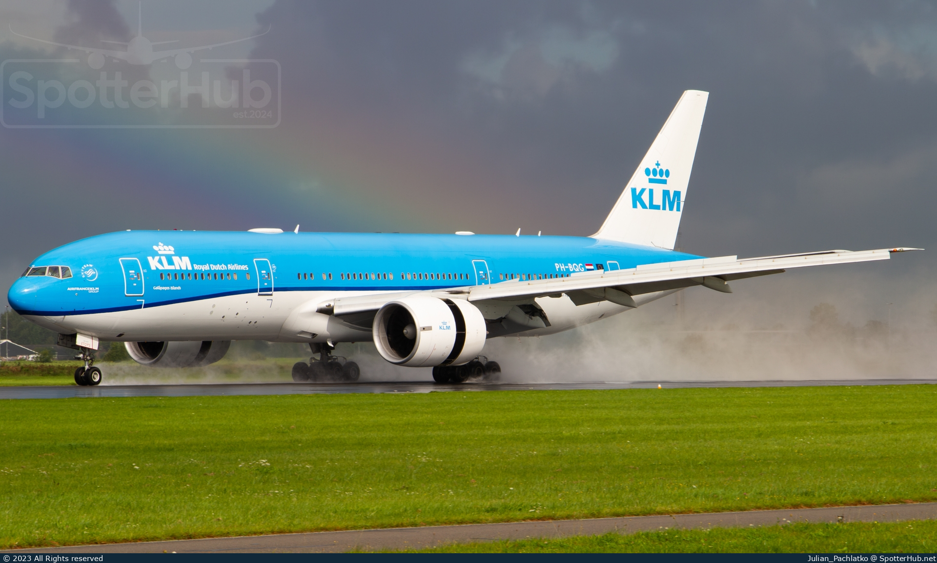 Photo of PH-BQC - Boeing 777-206(ER) operated by KLM Royal Dutch Airlines