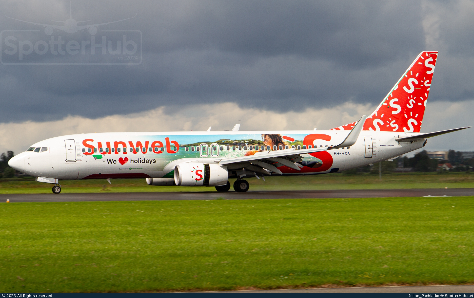 Photo of PH-HXA - Boeing 737-8K2 operated by Transavia