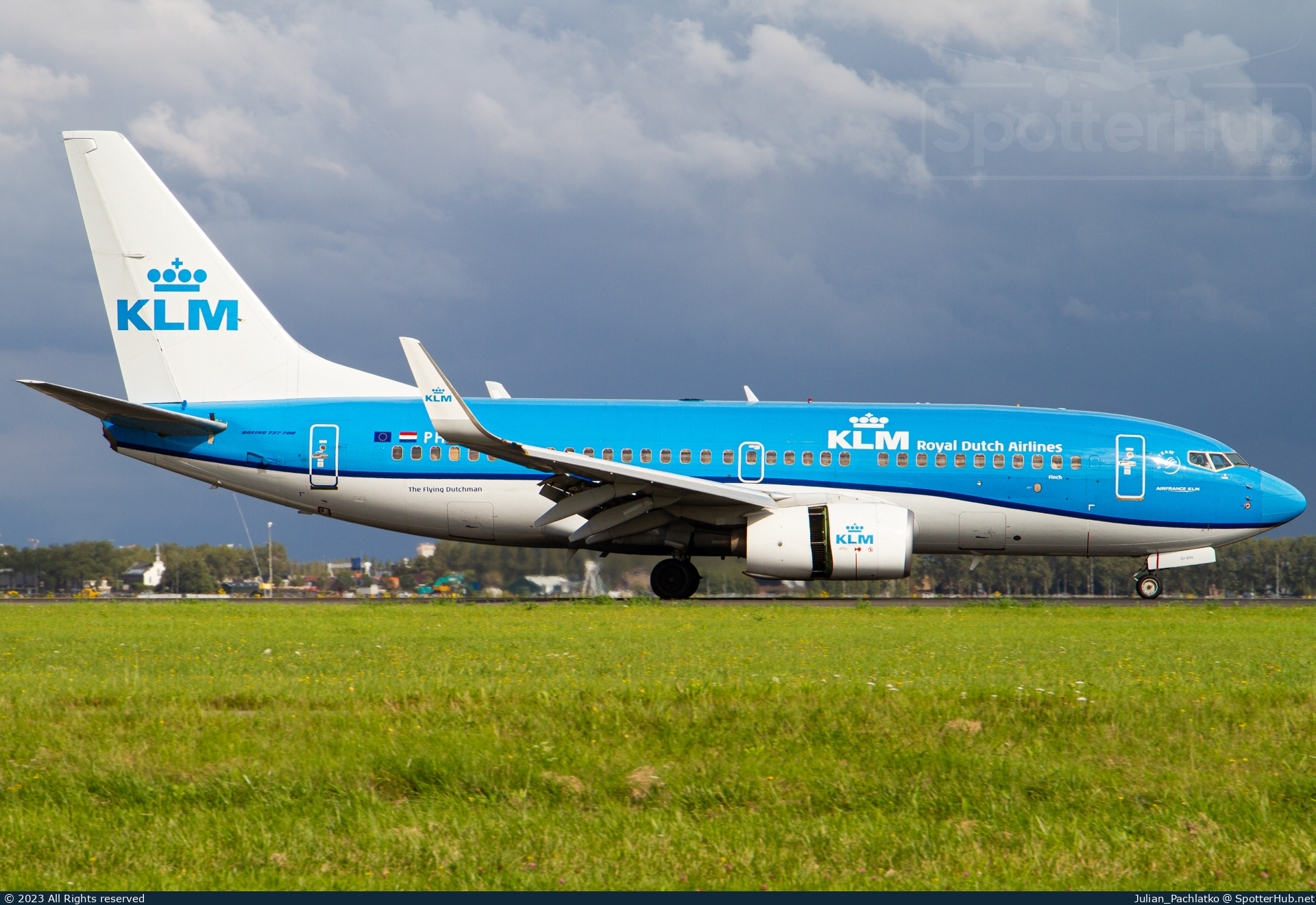 Photo of PH-BGI - Boeing 737-7K2 operated by KLM Royal Dutch Airlines
