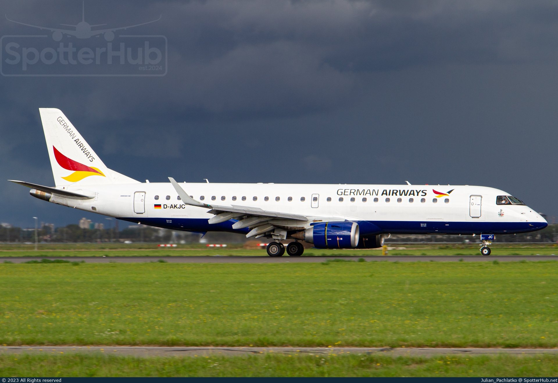 Photo of D-AKJC - Embraer ERJ-190SR operated by German Airways