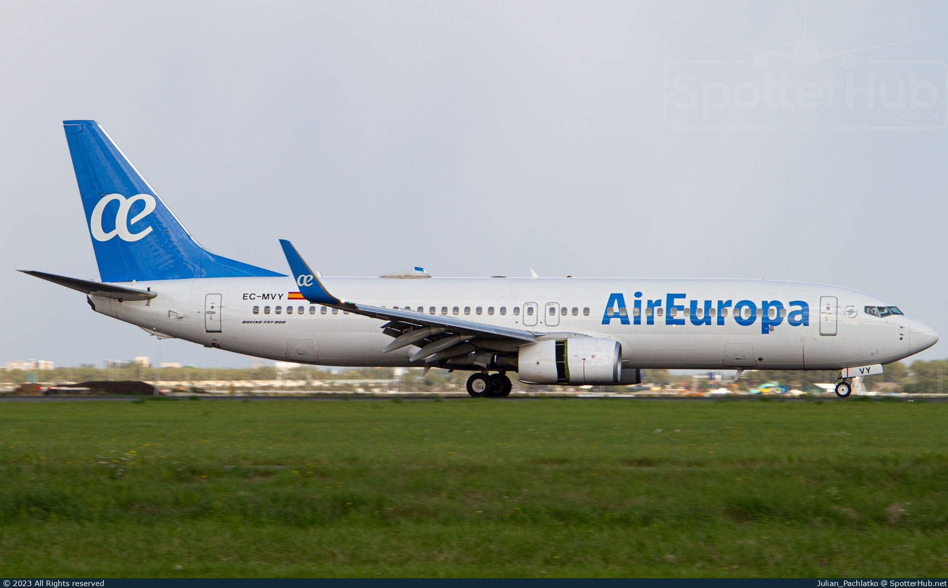 Photo of EC-MVY - Boeing 737-85P operated by Air Europa