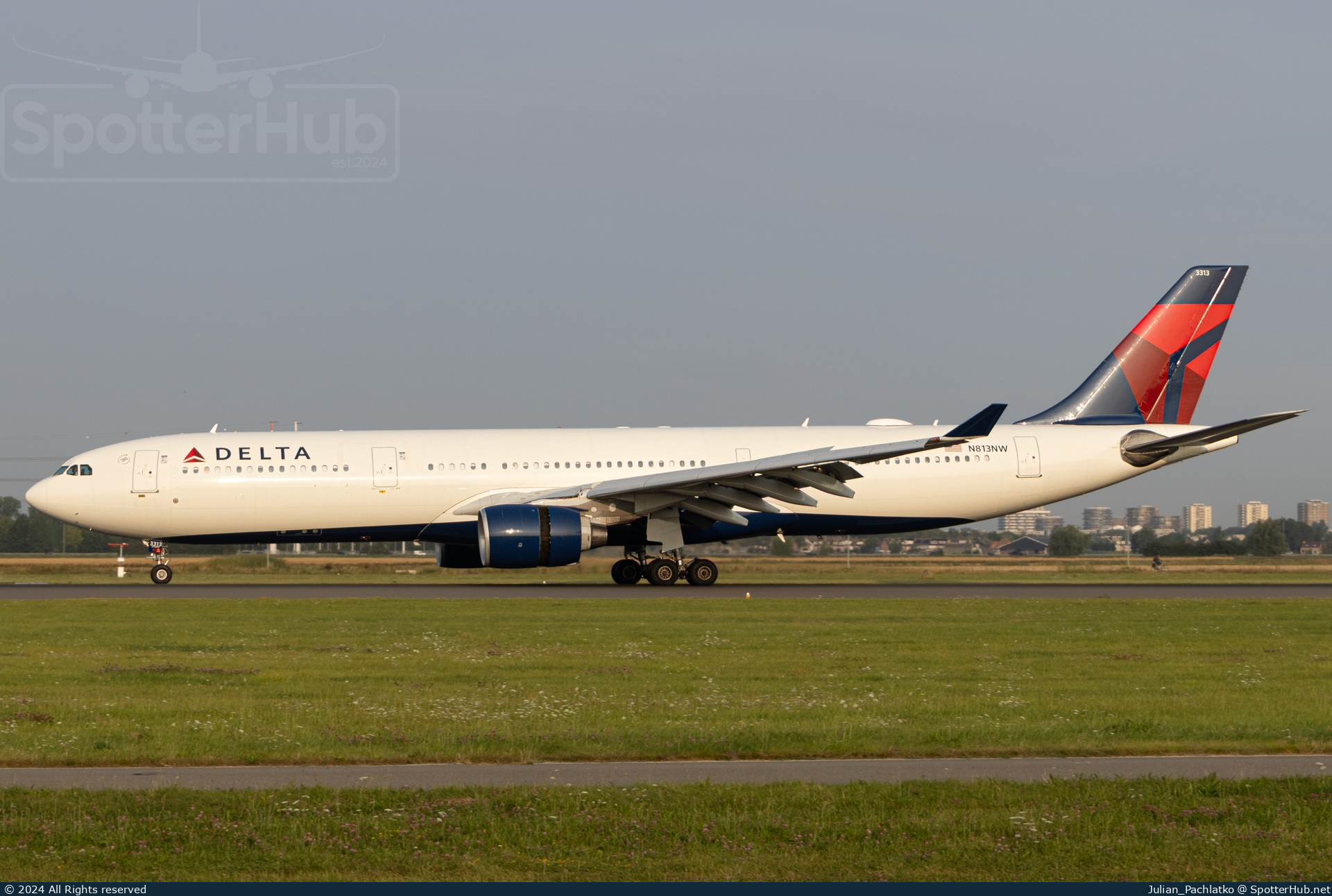 Photo of N813NW - Airbus A330-323 operated by Delta Air Lines