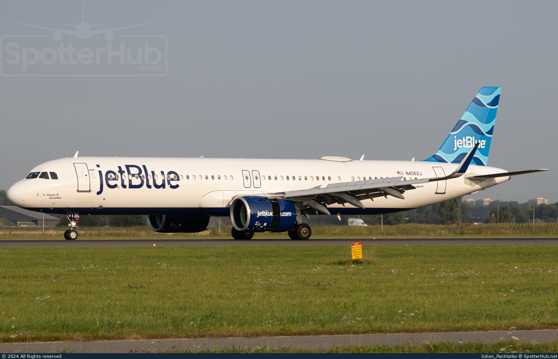 Photo of N4062J - Airbus A321-271NX operated by jetBlue Airways