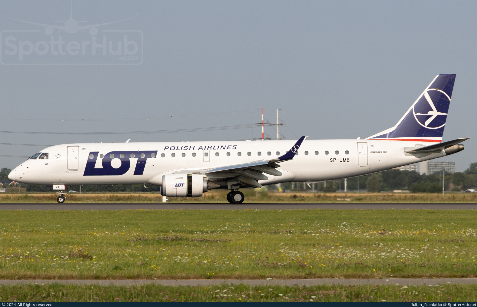 Photo of SP-LMB - Embraer ERJ-190STD operated by LOT Polish Airlines