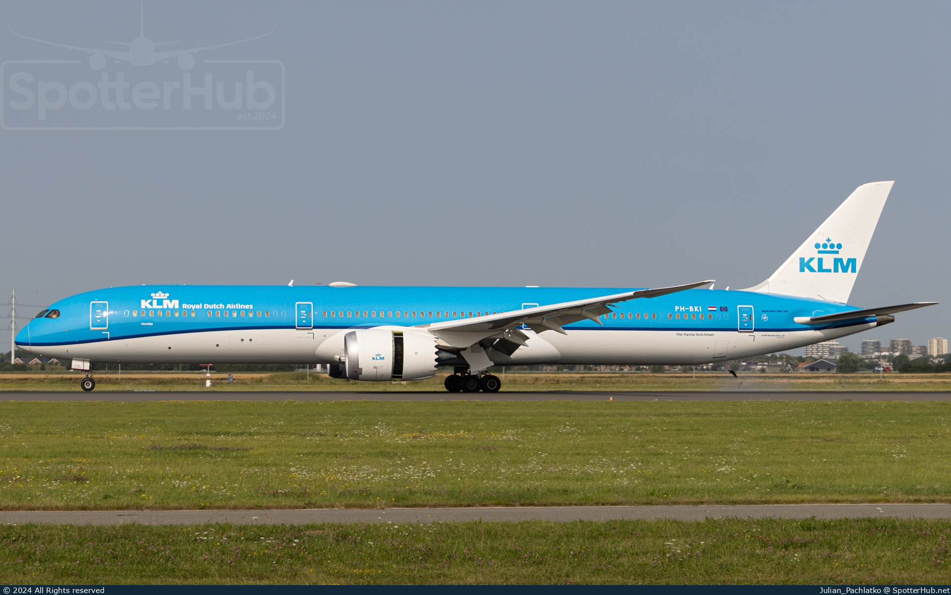 Photo of PH-BKI - Boeing 787-10 Dreamliner operated by KLM Royal Dutch Airlines