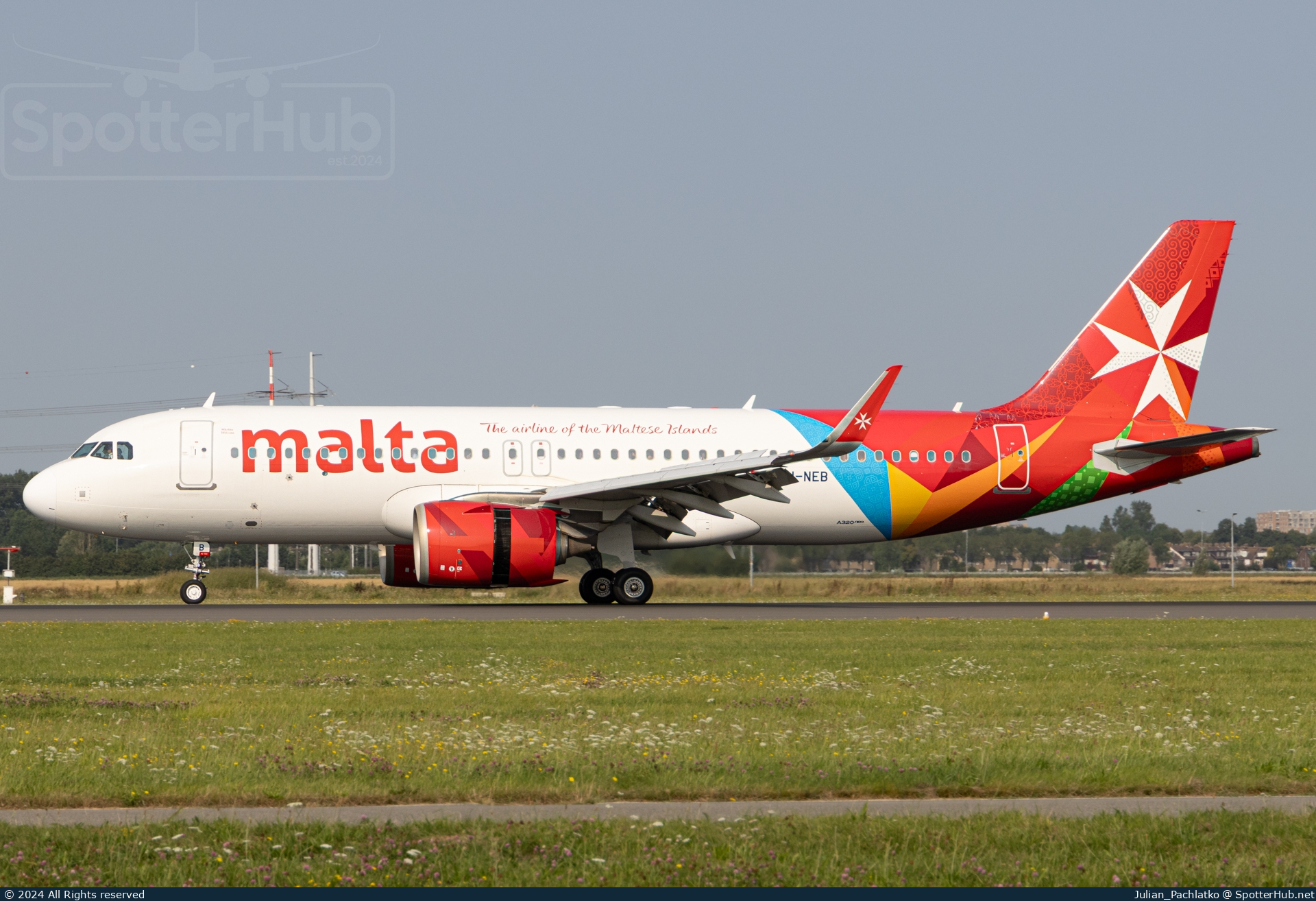 Photo of 9H-NEB - Airbus A320-251N operated by Air Malta