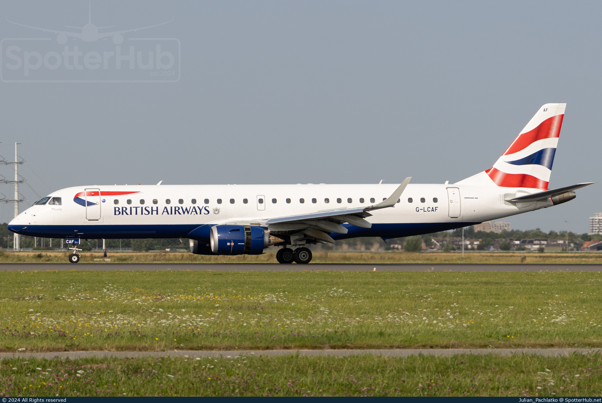 Photo of G-LCAF - Embraer ERJ-190SR operated by BA CityFlyer