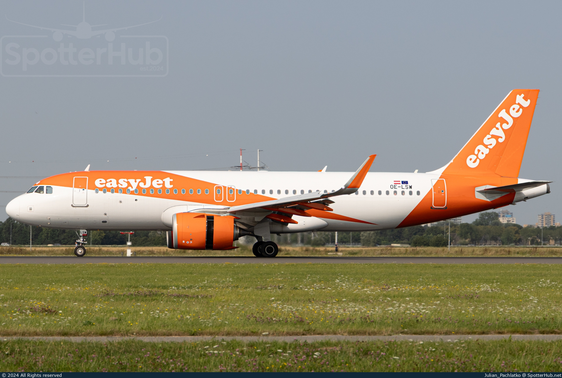 Photo of OE-LSW - Airbus A320-251N operated by easyJet Europe