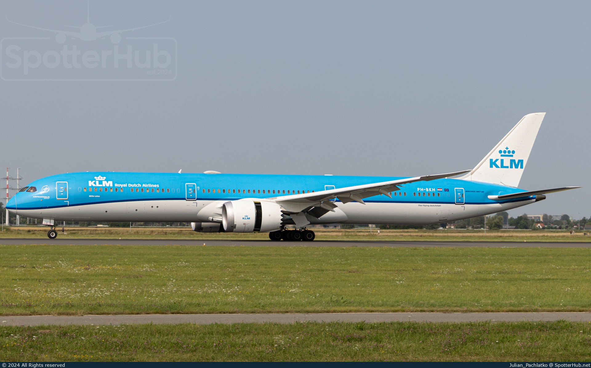 Photo of PH-BKH - Boeing 787-10 Dreamliner operated by KLM Royal Dutch Airlines