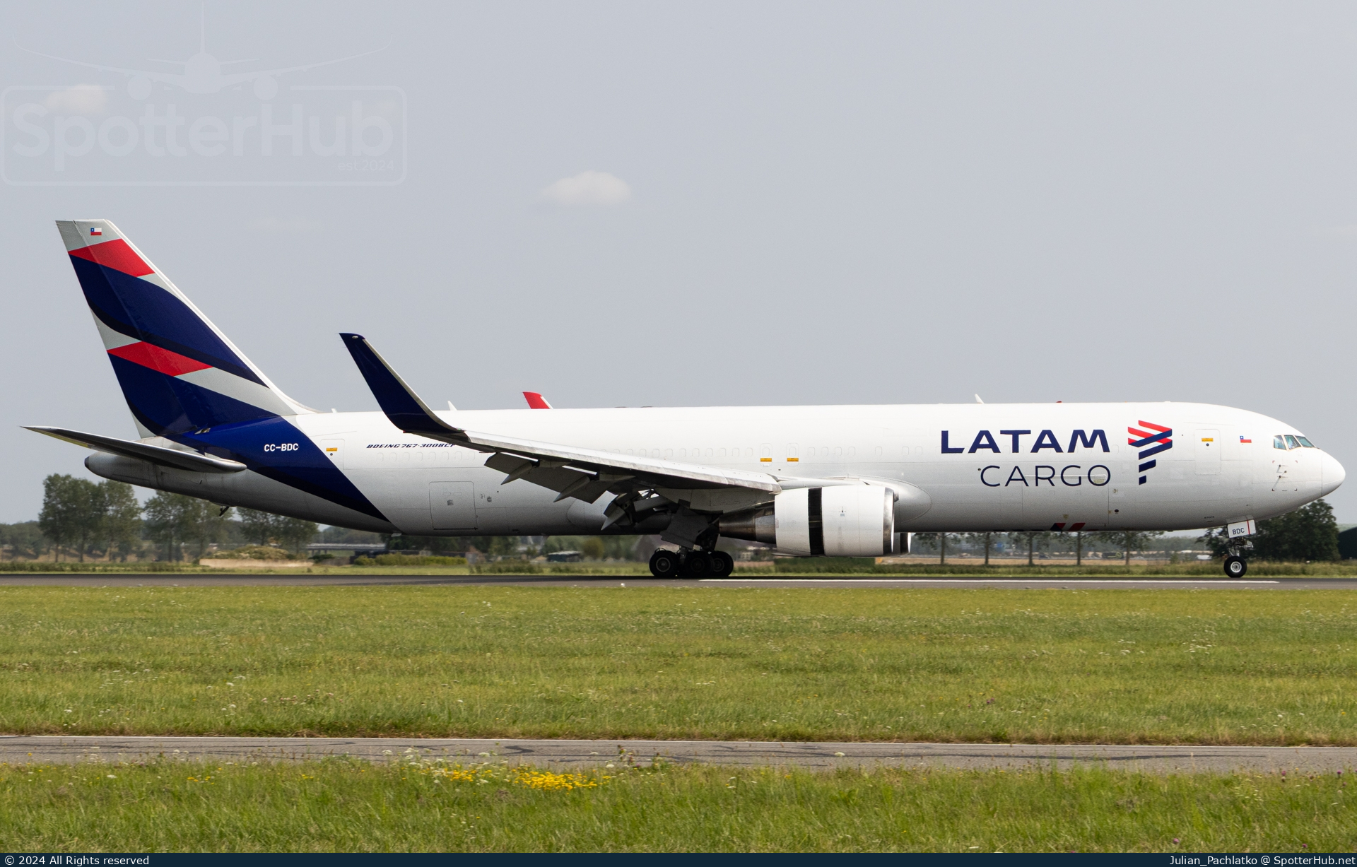 Photo of CC-BDC - Boeing 767-316(ER)(BCF) operated by LATAM Cargo Colombia