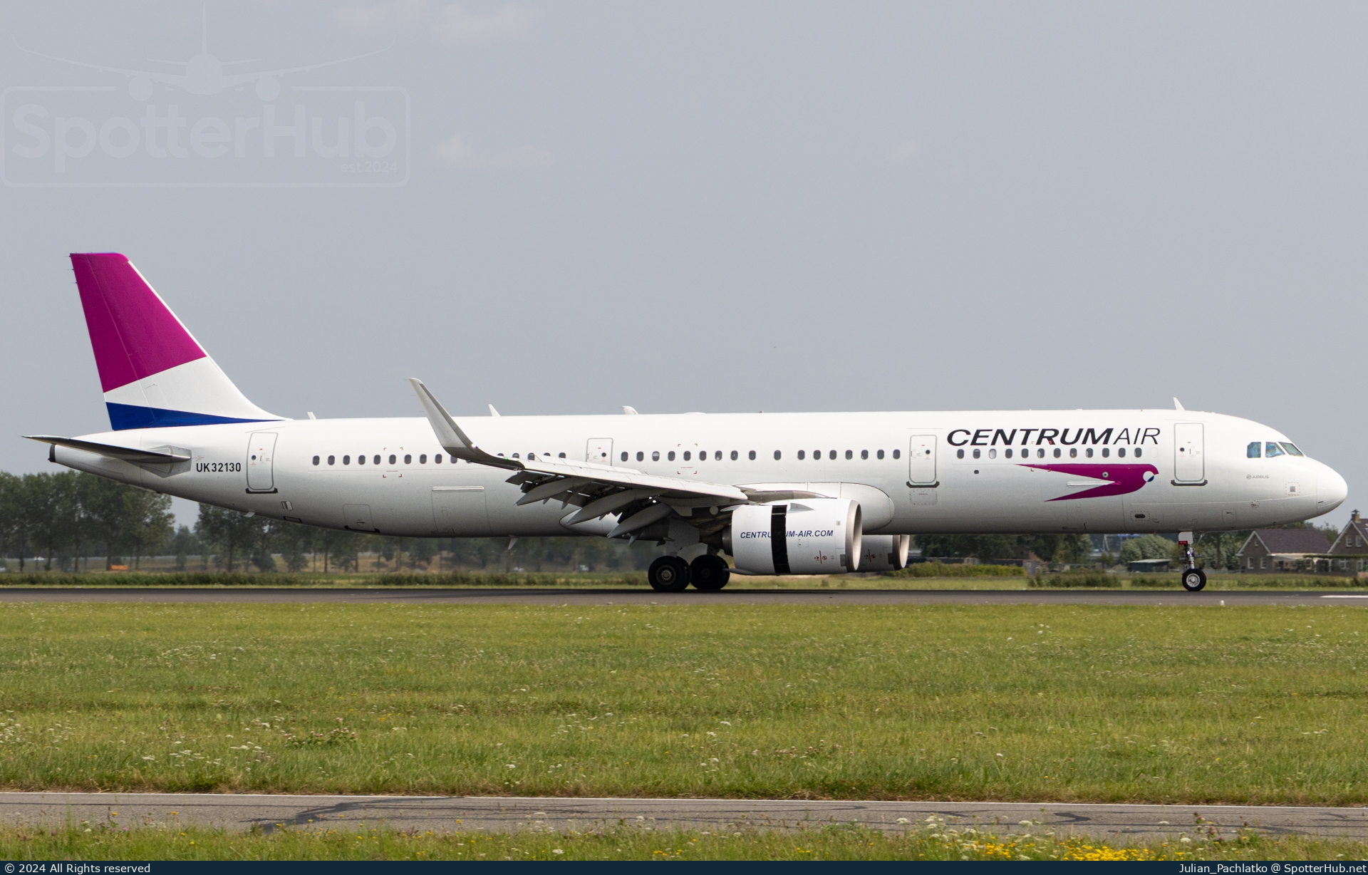 Photo of UK32130 - Airbus A321-251N operated by Centrum Air