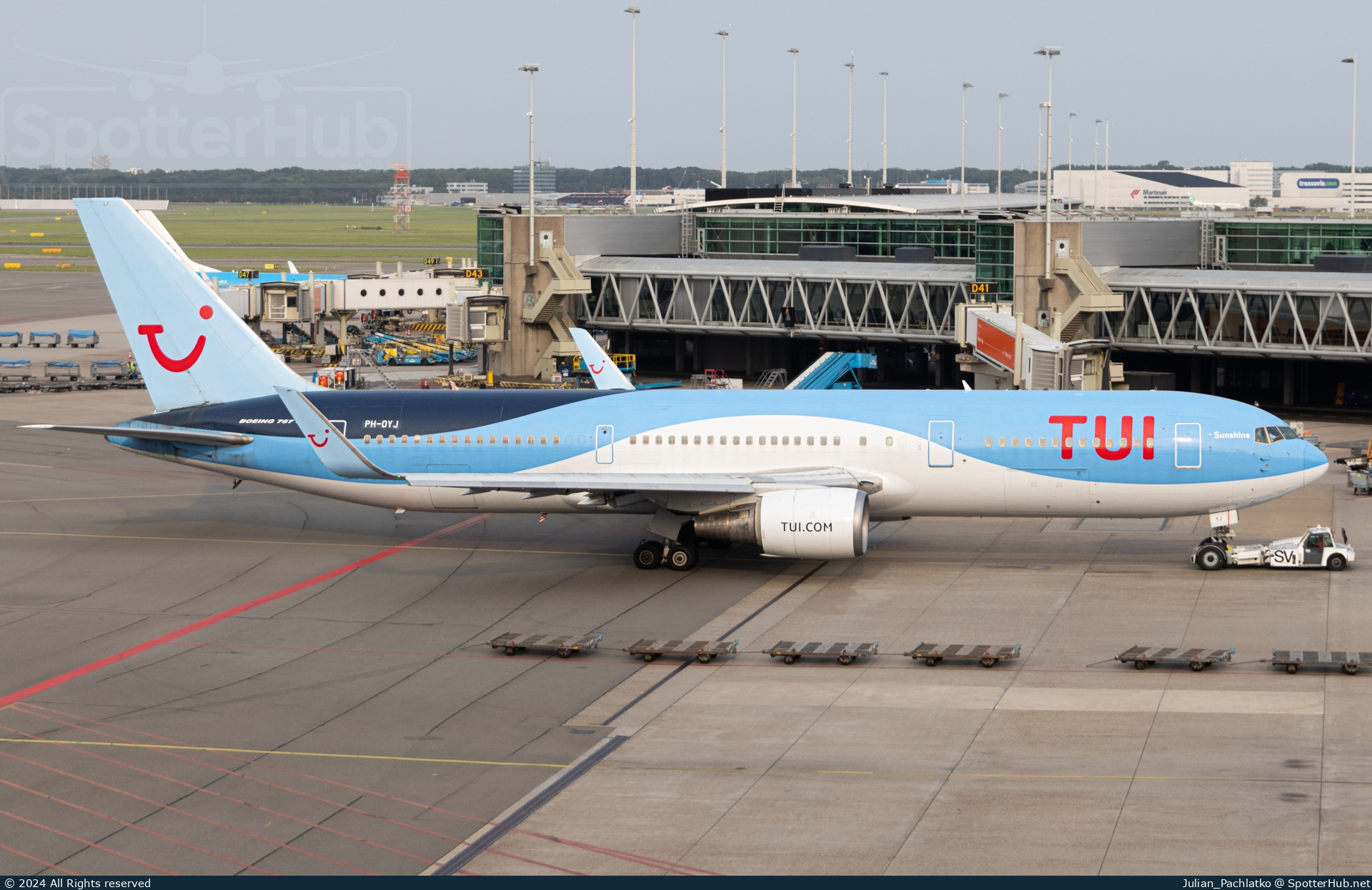 Photo of PH-OYJ - Boeing 767-304(ER) operated by TUI Airlines Nederland