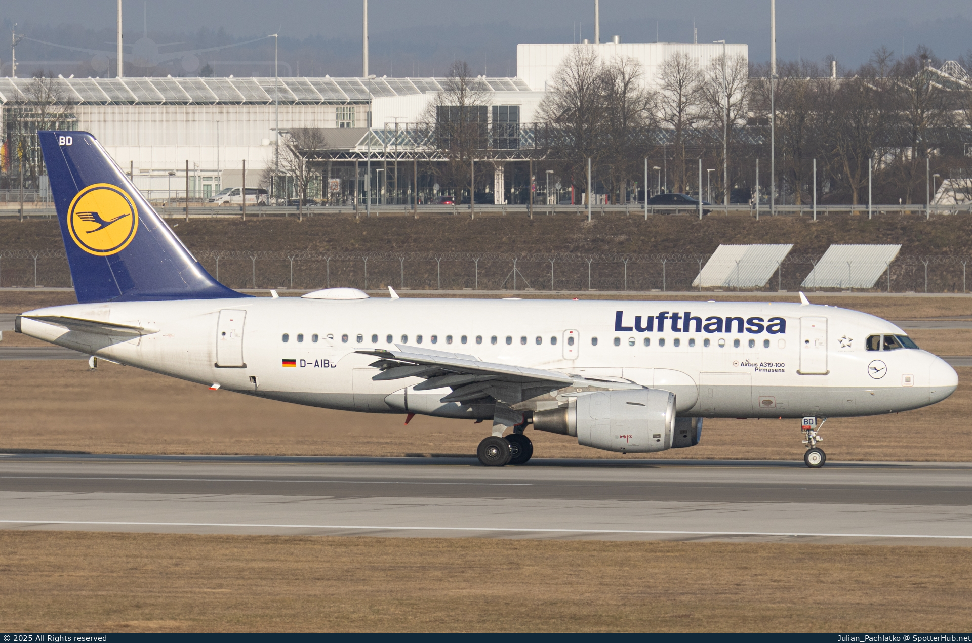 Photo of D-AIBD - Airbus A319-112 operated by Lufthansa