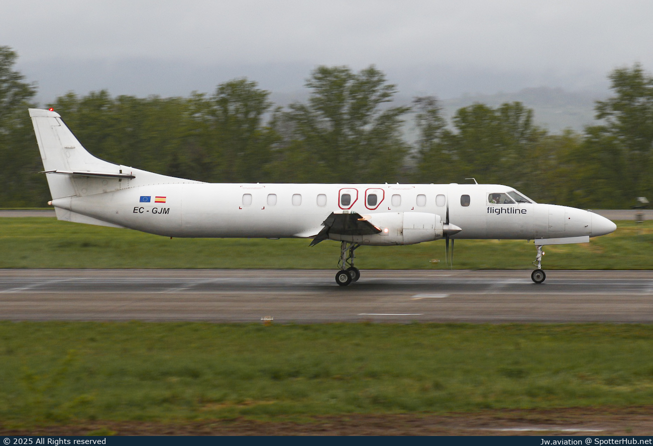Photo of EC-GJM - Fairchild Swearingen Metro III operated by Flightline