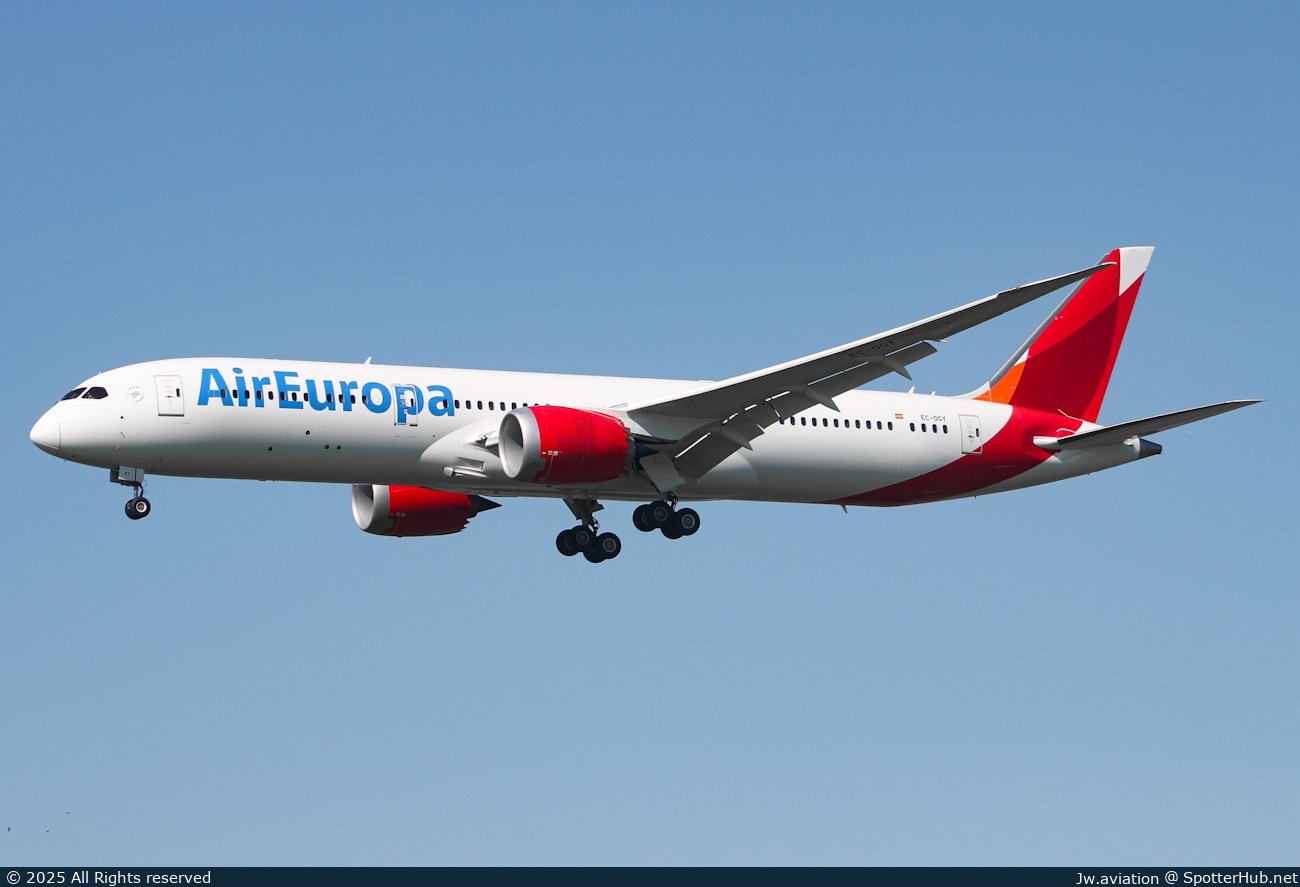 Photo of EC-OGY - Boeing 787-9 Dreamliner operated by Air Europa