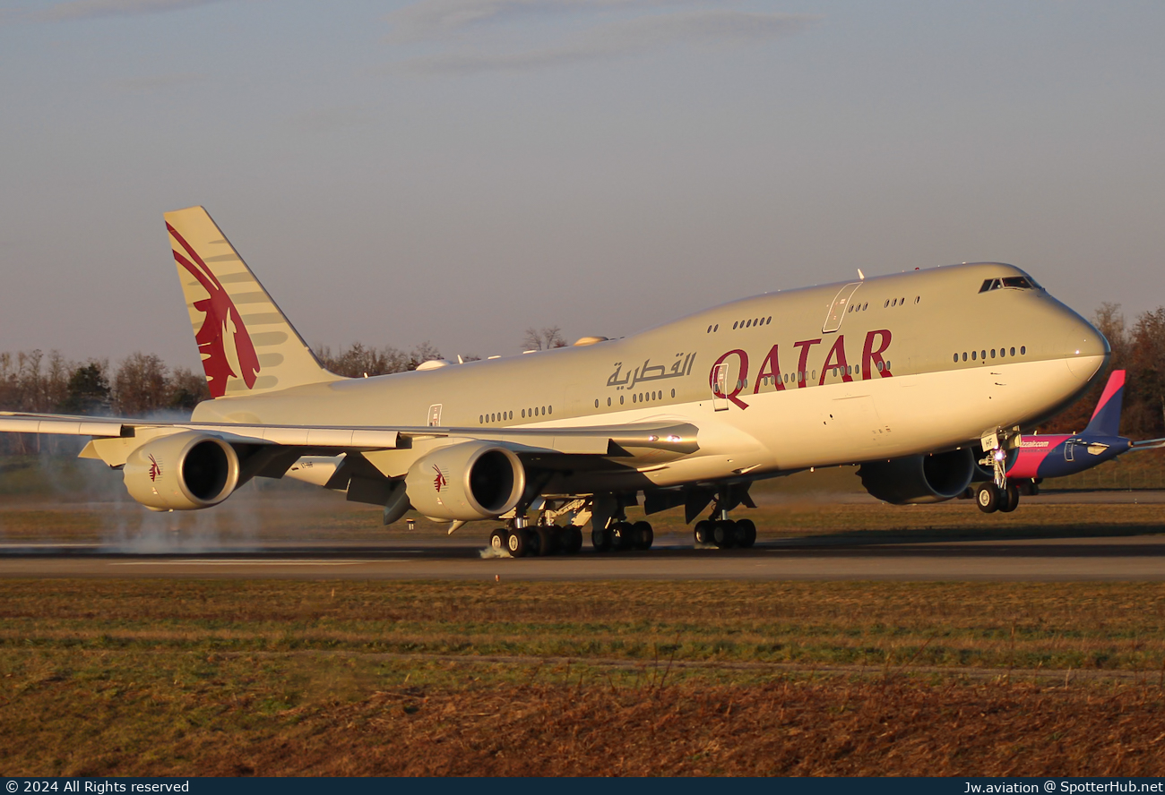 Photo of A7-HHF - Boeing 747-8Z5(BBJ) operated by Qatar Amiri Flight