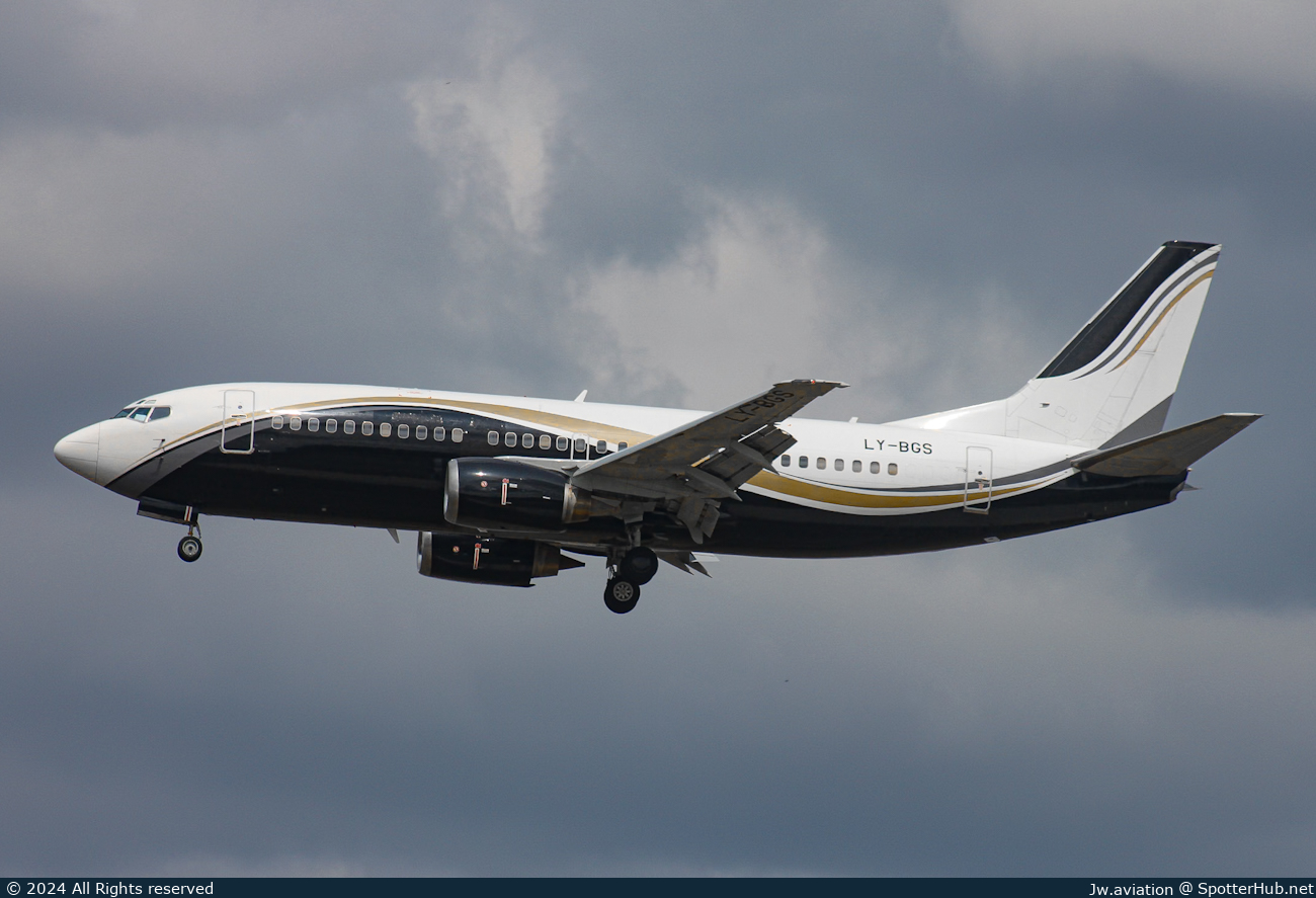 Photo of LY-BGS - Boeing 737-3L9 operated by KlasJet