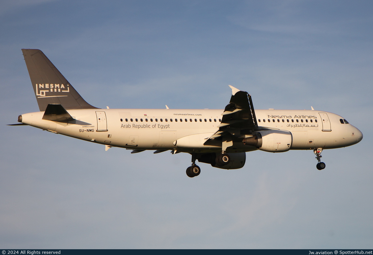 Photo of SU-NMG - Airbus A320-214 operated by Nesma Airlines