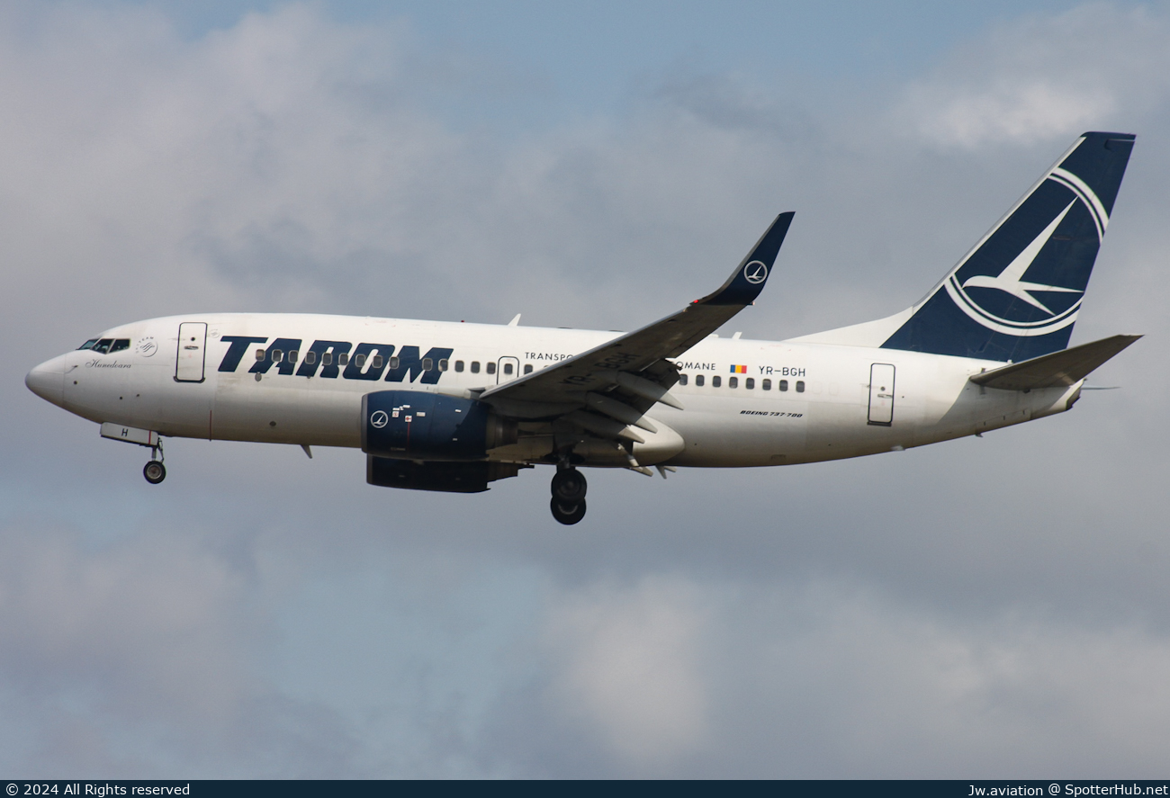 Photo of YR-BGH - Boeing 737-78J operated by Tarom - Romanian Air Transport