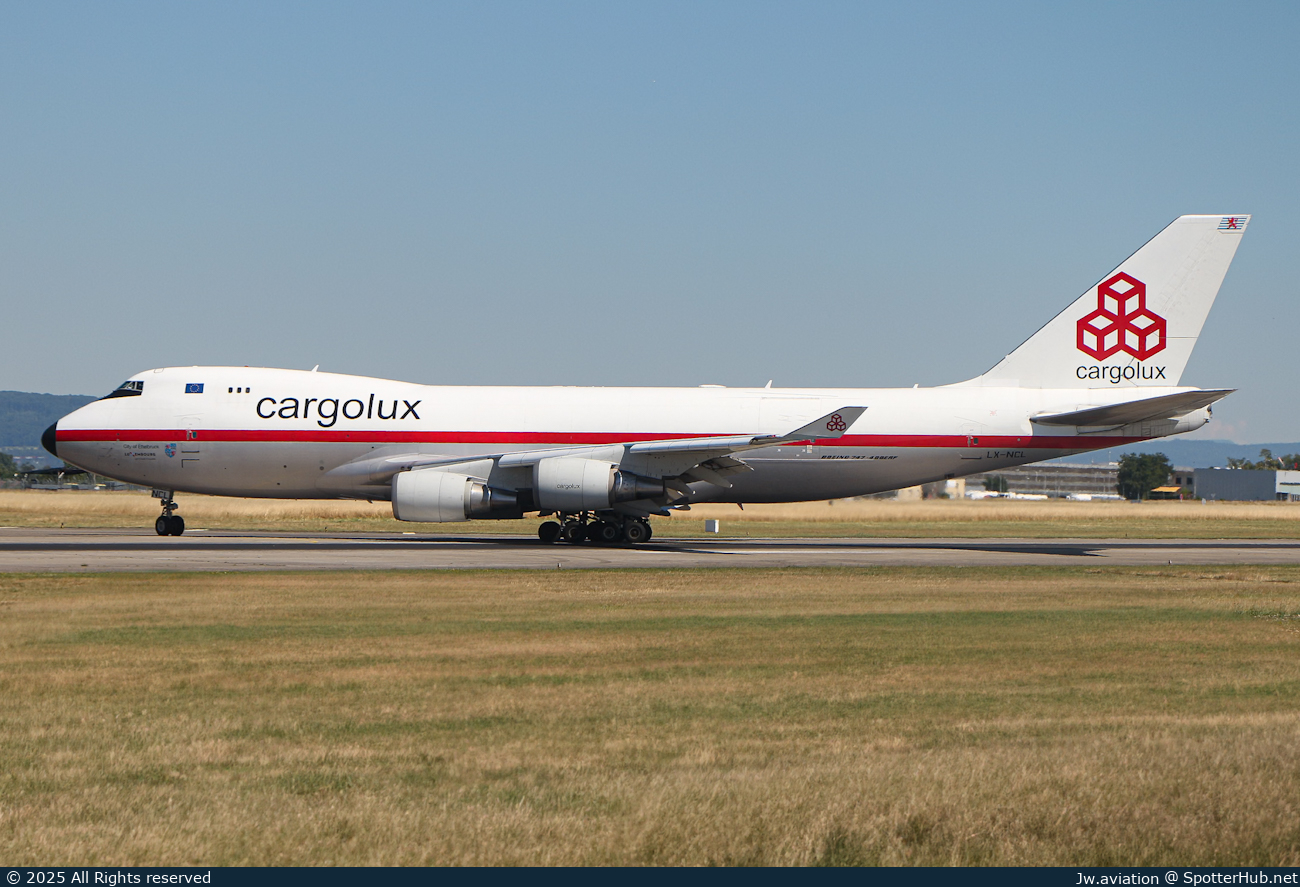 Photo of LX-NCL - Boeing 747-4EVF(ER) operated by Cargolux