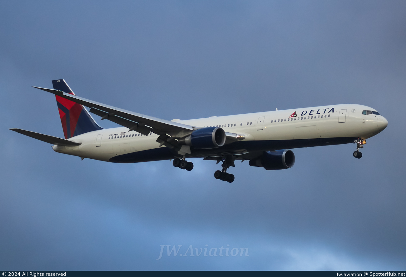Photo of N839MH - Boeing 767-432(ER) operated by Delta Air Lines